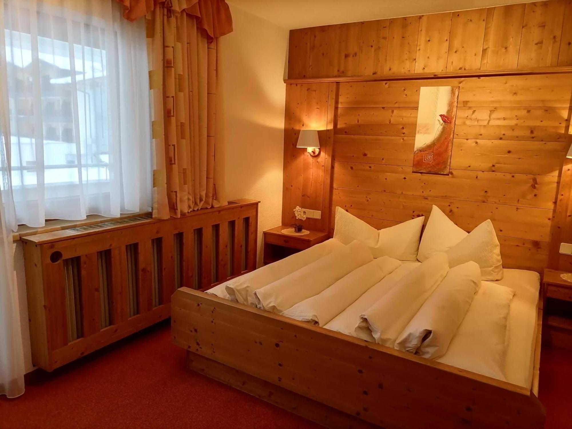 Birkenheim Widmann Hotel Langenfeld Room photo