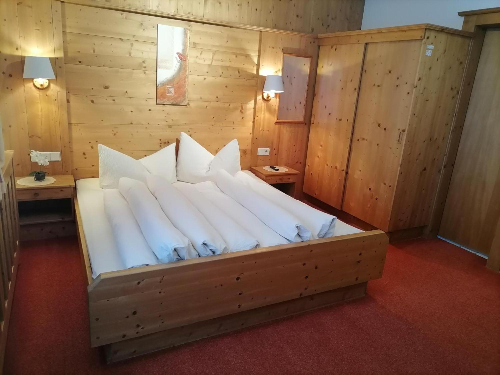 Birkenheim Widmann Hotel Langenfeld Room photo